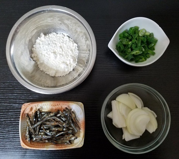 「田作り」のかき揚げの材料