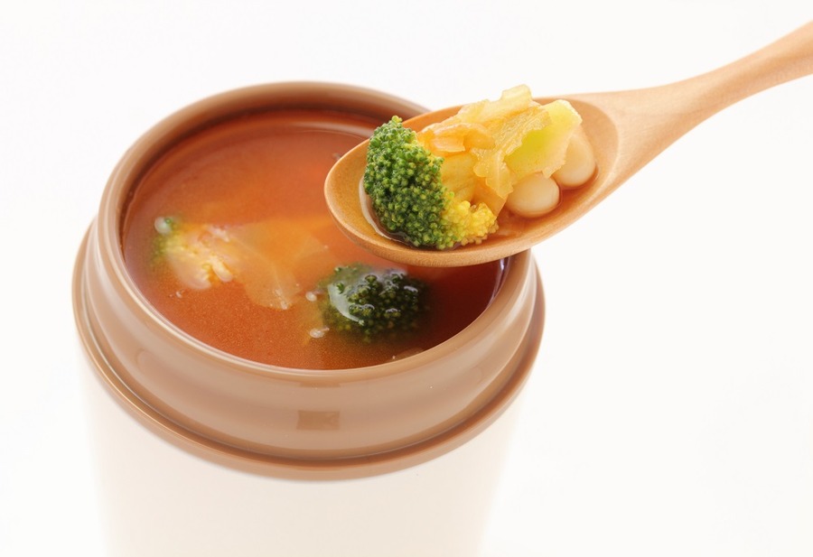 保温弁当箱も活用