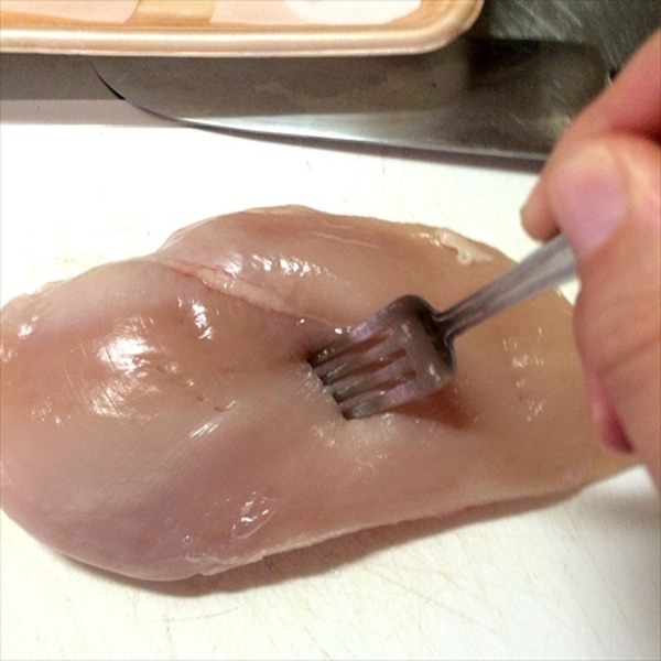 【時短・節約レシピ】常備菜にも　鶏むね肉で簡単やわらか鶏チャーシュー