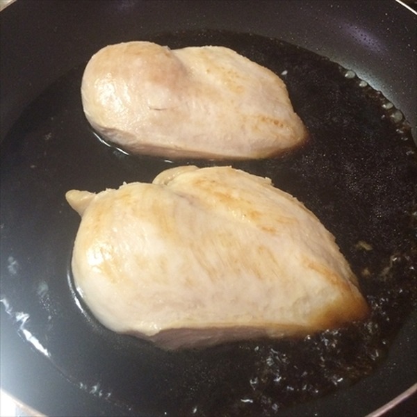 【時短・節約レシピ】常備菜にも　鶏むね肉で簡単やわらか鶏チャーシュー