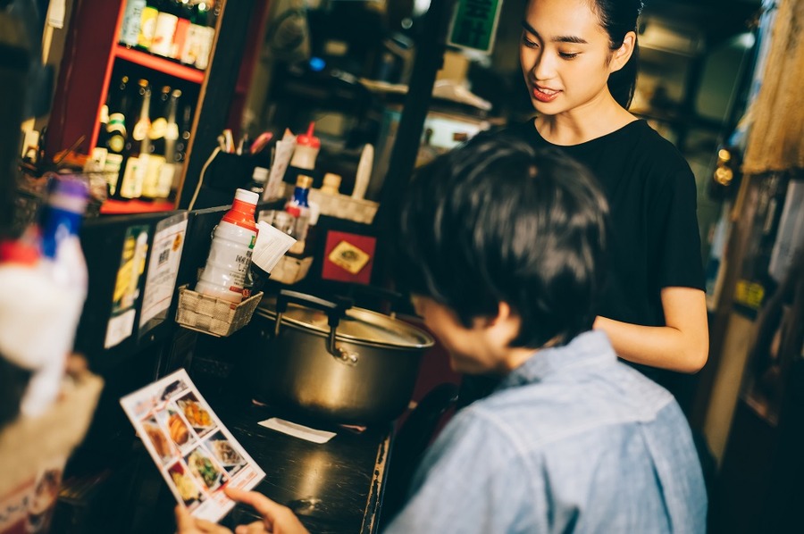 仕事の帰りに寄り道して居酒屋へ