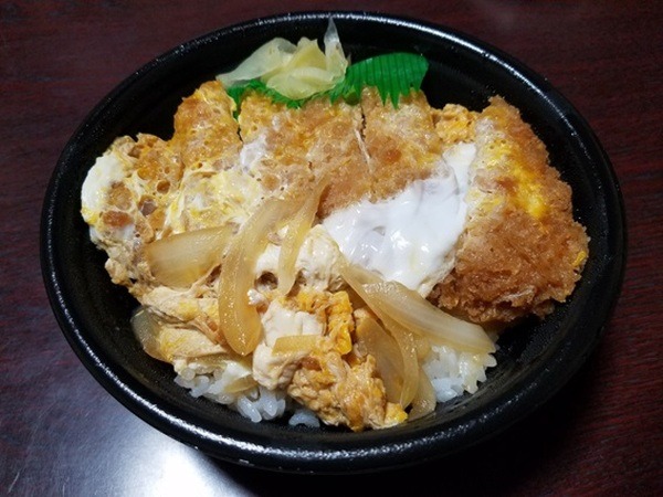 ホットモットのロースかつ丼