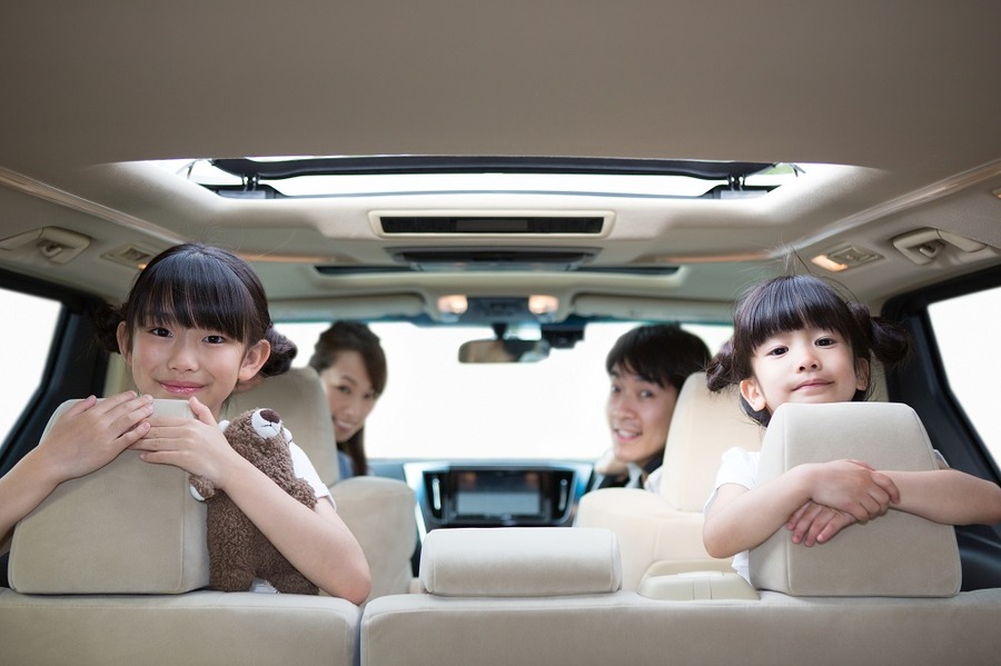 自動車はお金がかかる