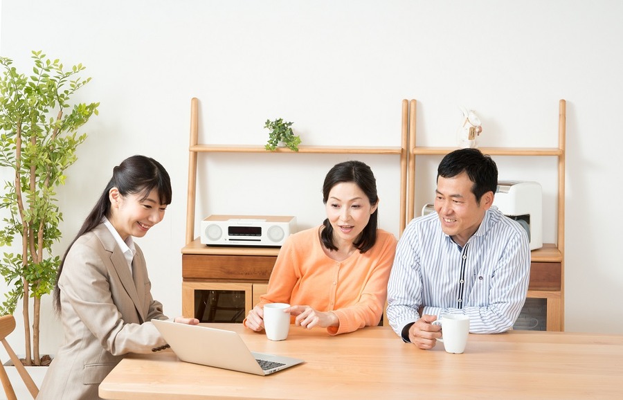 確定拠出年金って一言でいうと何なの？　メリットと注意点を教えて