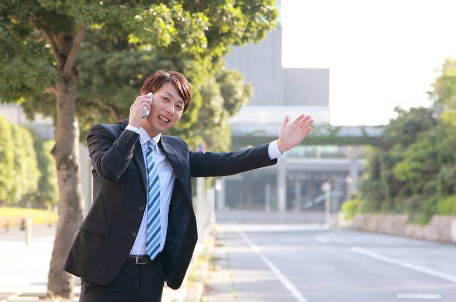 配車から支払いまでスマホで完結　一歩先行く日本交通のタクシー