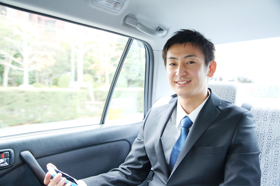 配車から支払いまでスマホで完結　一歩先行く日本交通のタクシー
