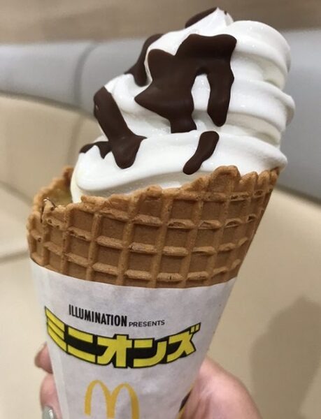 ミニオンズのソフトクリーム