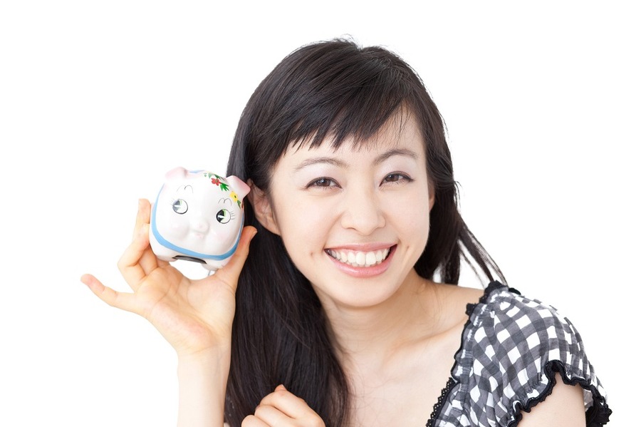 楽に貯蓄できている人はみんな「生活コスト」が低い