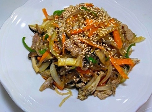 メインおかずにもなるチャプチェ