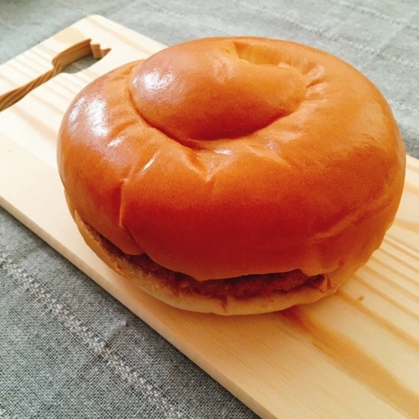 1個108円とは思えないほどサイズが大きく食べ応えアリ