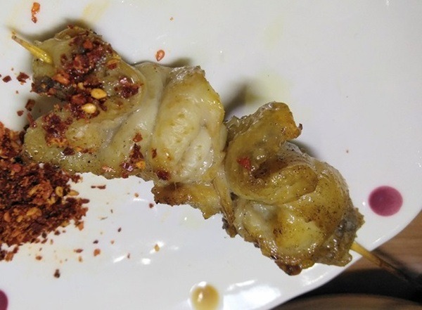 業務スーパーの鶏皮串