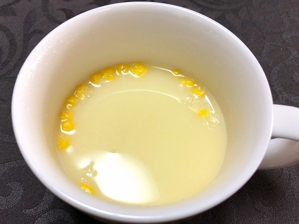 粒入りとうもろこしのポタージュスープ