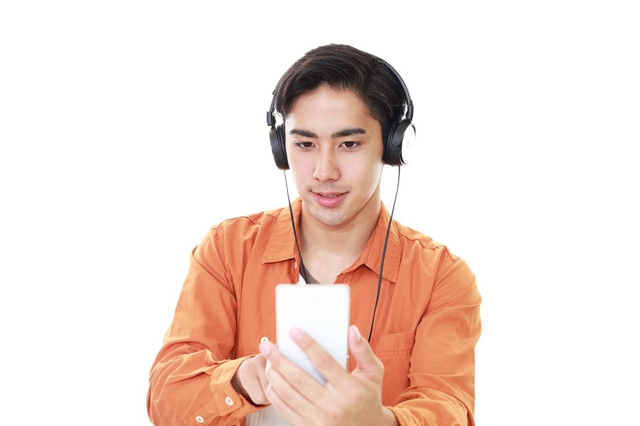【スマホ】突然の「通信制限」や「高額請求」　リアル体験と対策法