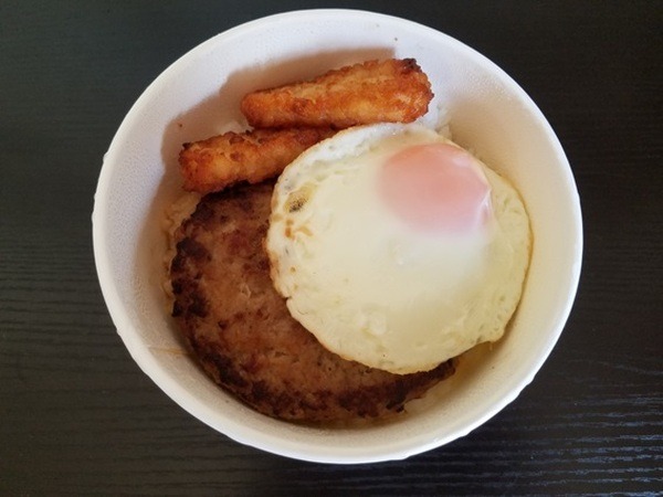 外側がカリっとしていてタルタルソースとの相性がよい