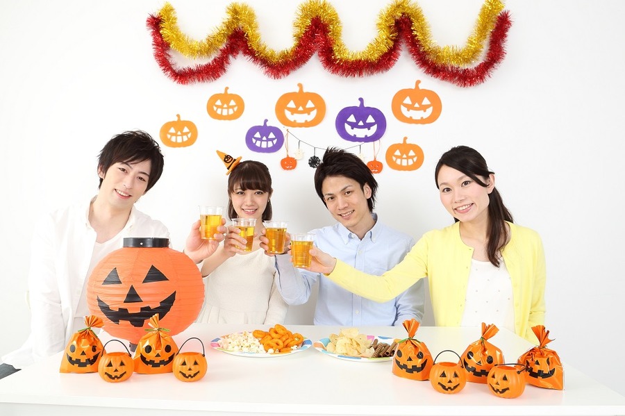 ハロウィンパーティはお金がかかる　会費制と持ち寄り制、節約できるのはどっち？
