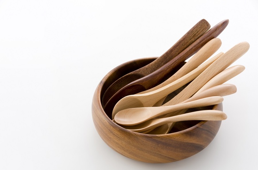 未使用のキッチン用品