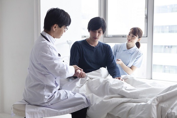 入院のため仕事ができないフリーランス