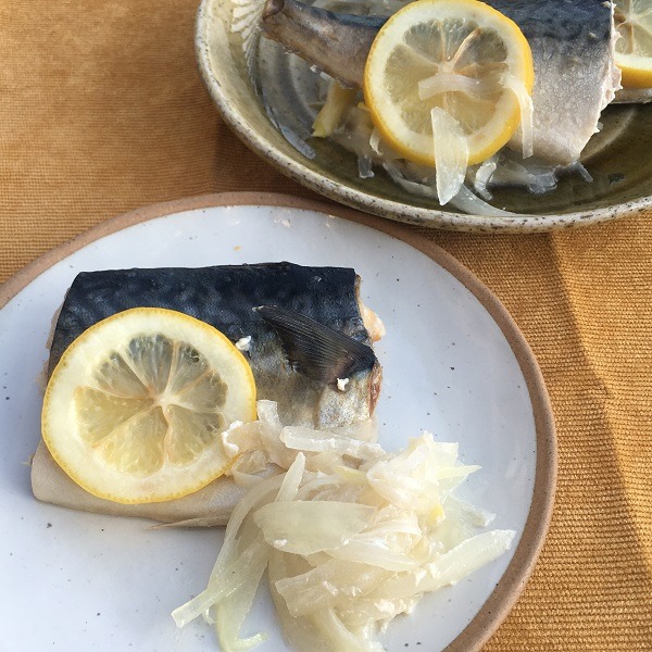 サバの塩レモン蒸し