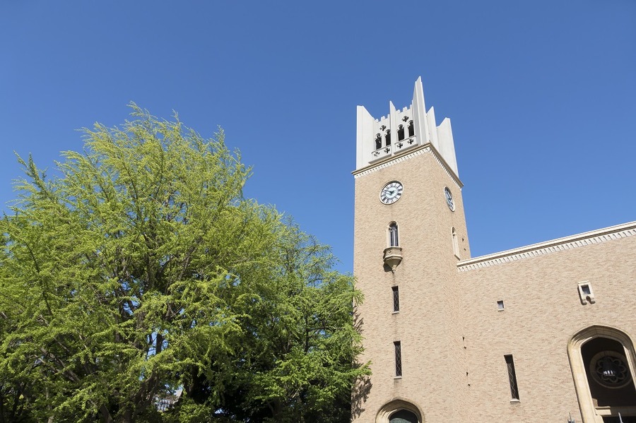 大学の授業料は大きな家計負担