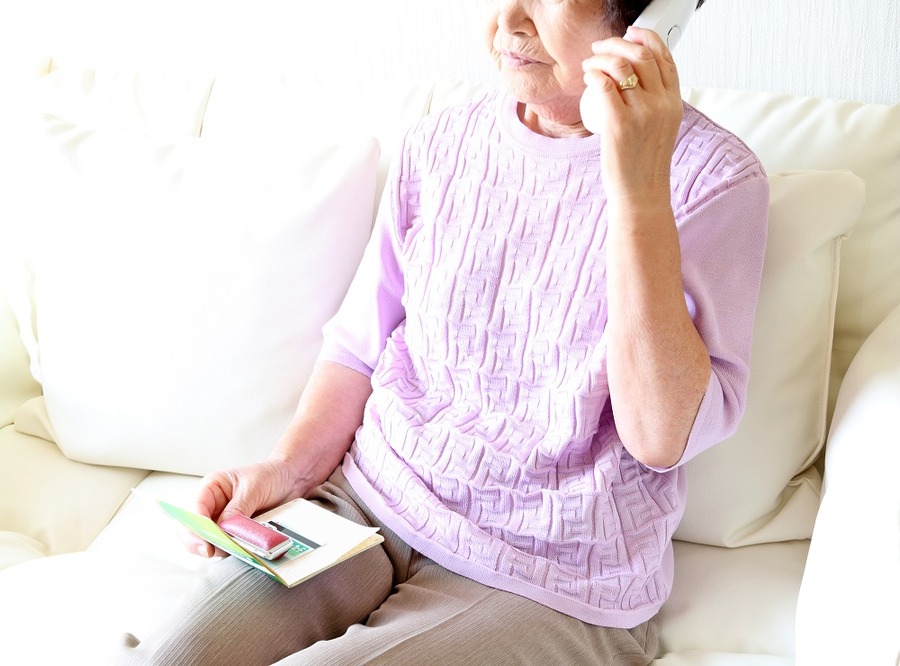「儲かります」、「年○○％の利益がでます」と心の隙を突く投資詐欺に要注意