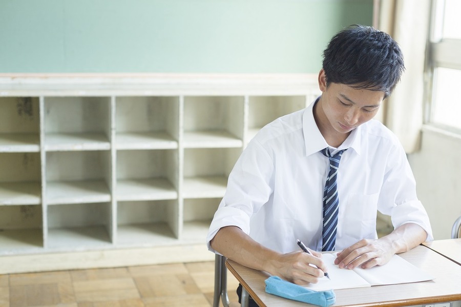 自力で通学できる範囲内に高校がないことも