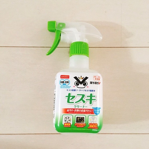 アルカリ電解水と一緒に買いそろえておくと便利な「セスキクリーナー」