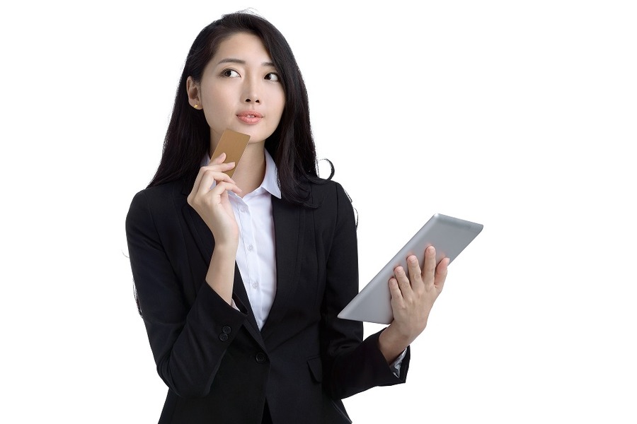 プロパーカードと提携カード　それぞれの違いとメリット