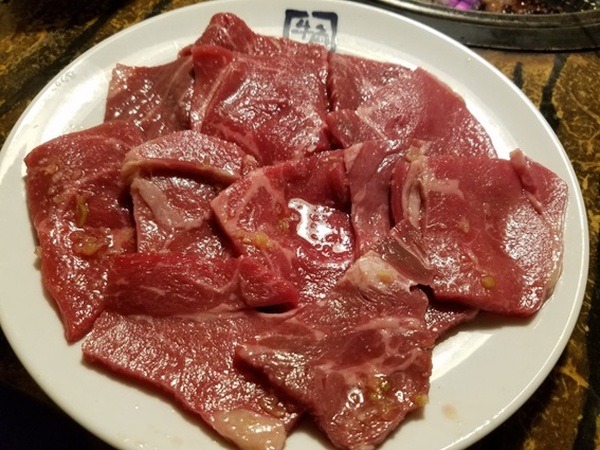 塩ロースは脂身が少ない
