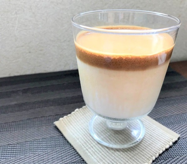 自宅で作るダルゴナコーヒーは60円