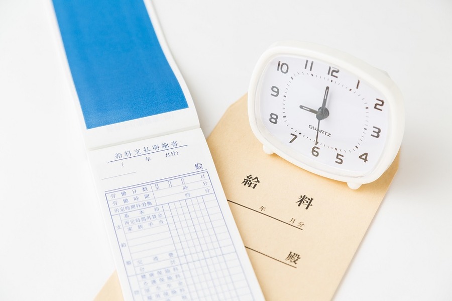 働く人は最低賃金額をチェック　会社も助成金を活用しよう