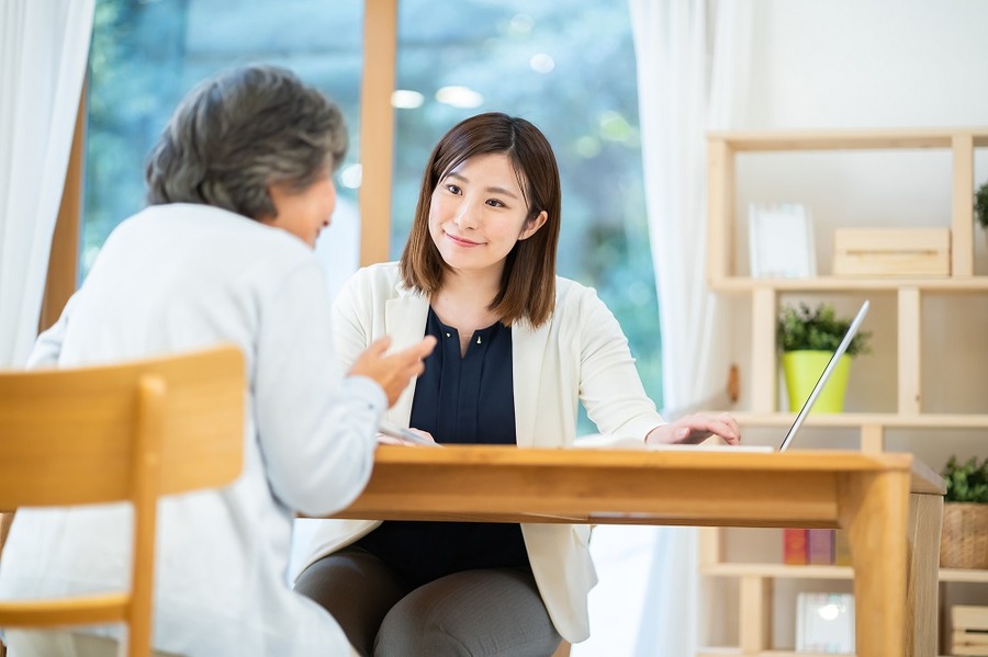信頼できる人にお願いする