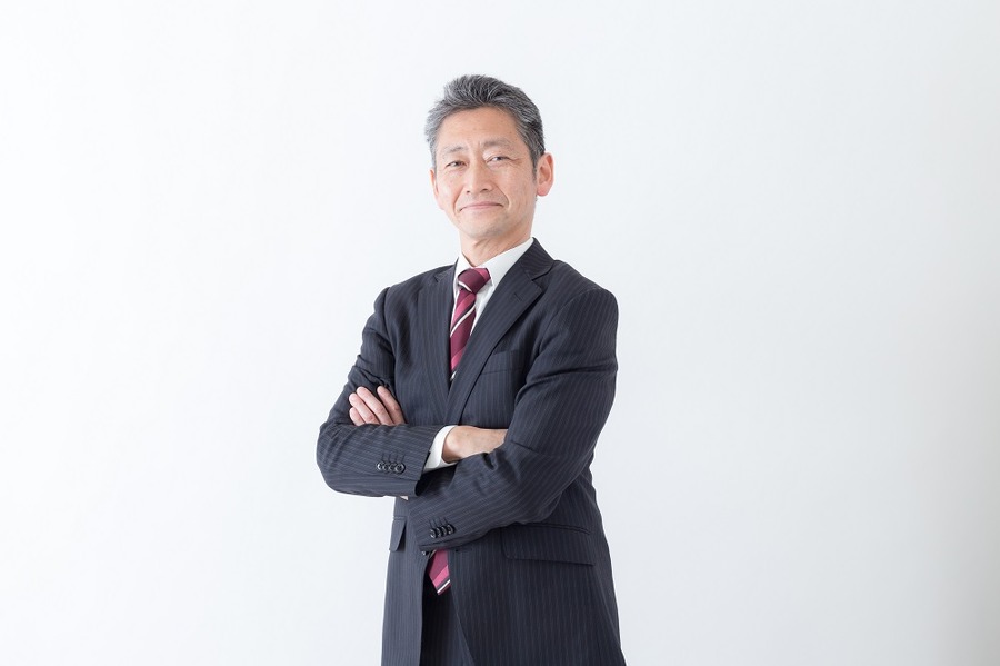 年収によって年金支給停止はどうなるのか