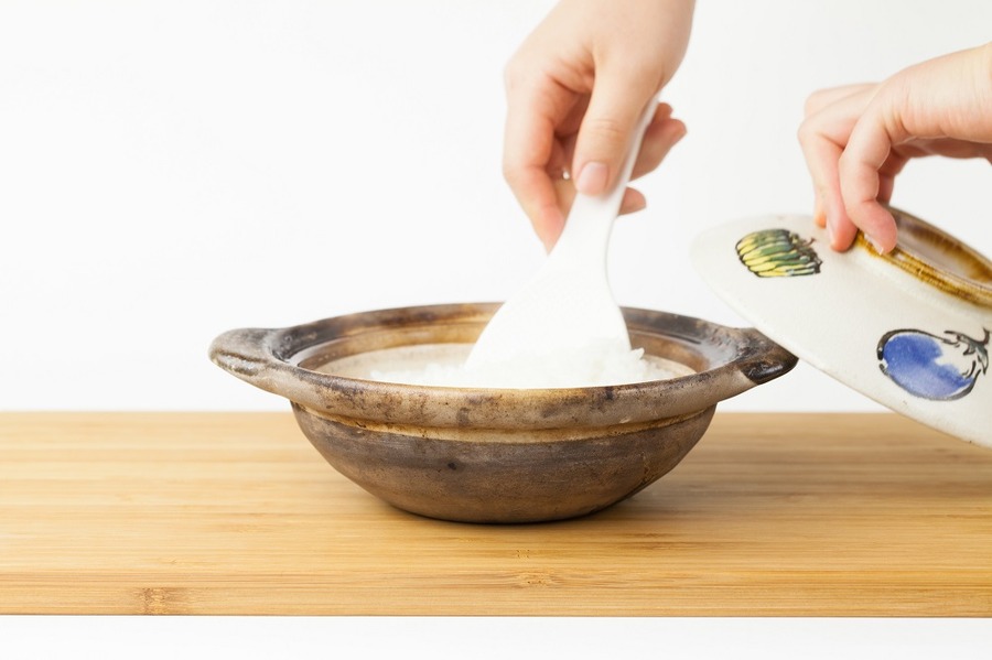 電気炊飯器 VS ガスコンロ　お米を炊くのに節約になるのはどっち？