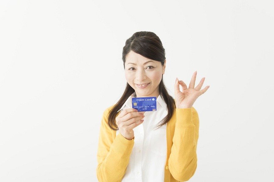 複数のクレカ明細を一度に見れて、ポイントまで貯まる「CRECO」