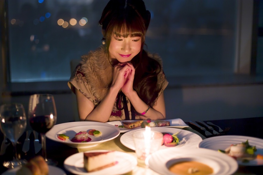 クリスマスディナーは早めの予約でお得になる