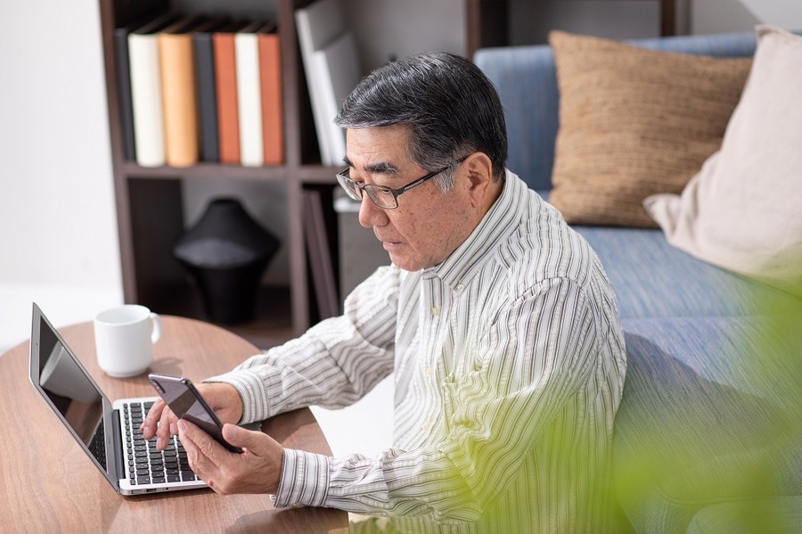 自身の老齢厚生年金一択での判断は不利な場合も