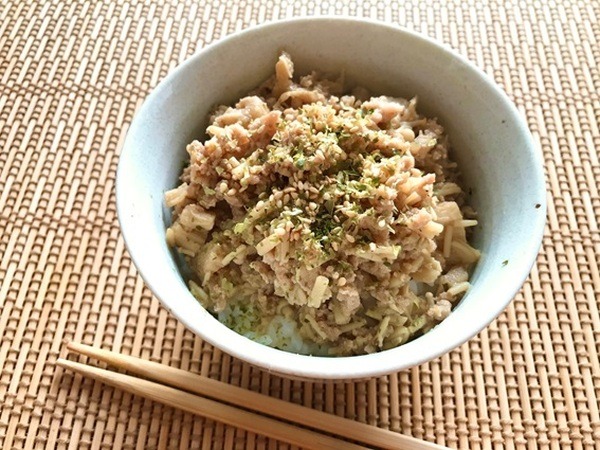 エノキたっぷり！豚そぼろ丼