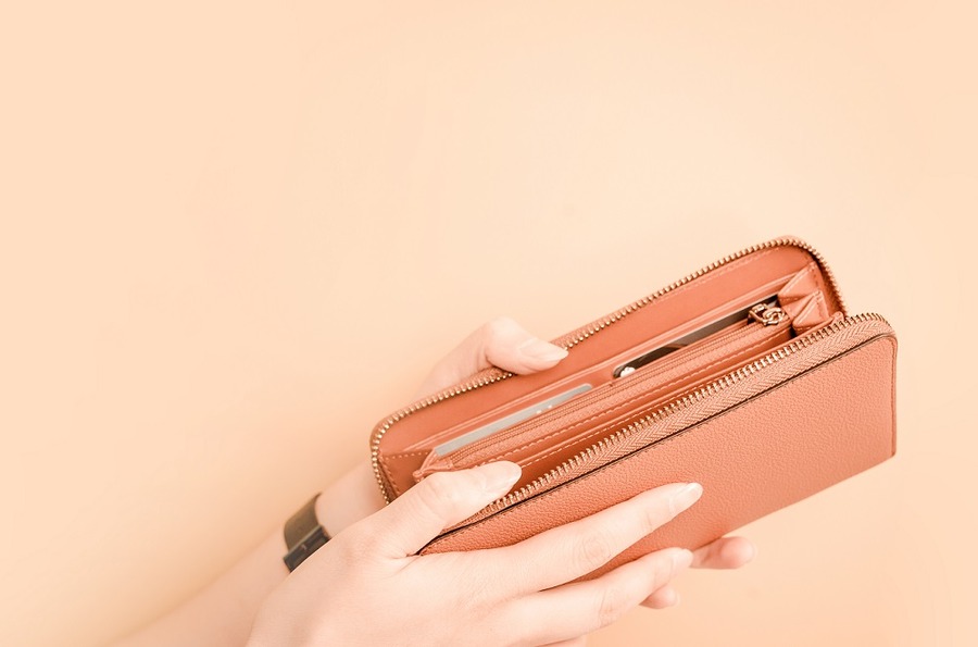 財布を整理整頓して残高を意識