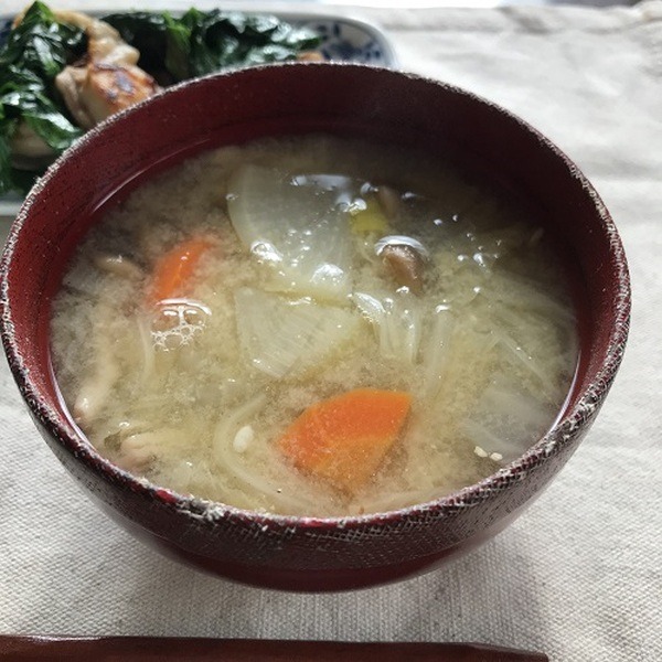具だくさんみそ汁