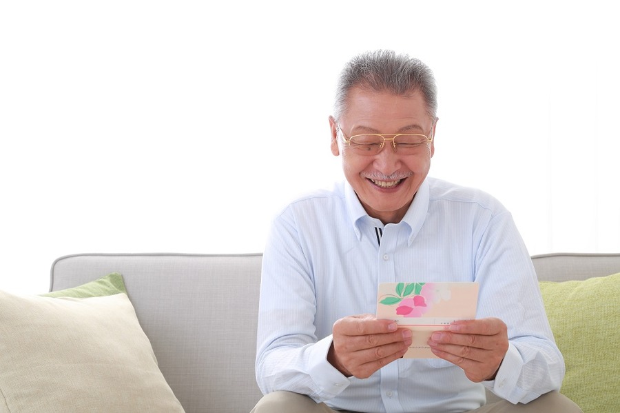 年金の受給開始時期は自分で決められる　「繰り上げ・繰り下げ」それぞれのポイント