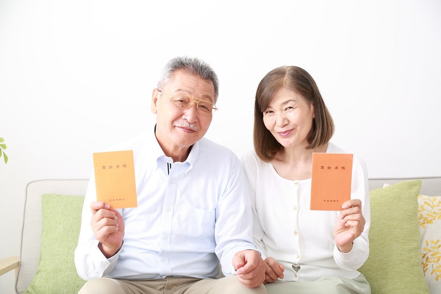 65歳前に支給される「特別支給の老齢厚生年金」を受給していますか？