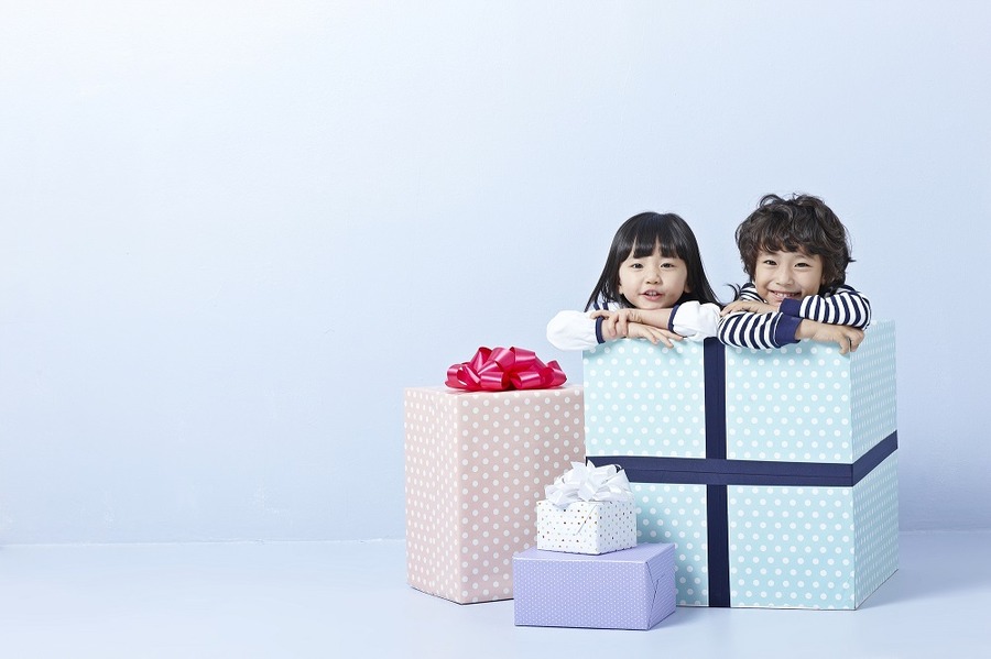 子どもへのプレゼント　多すぎは感謝の心をしぼませる