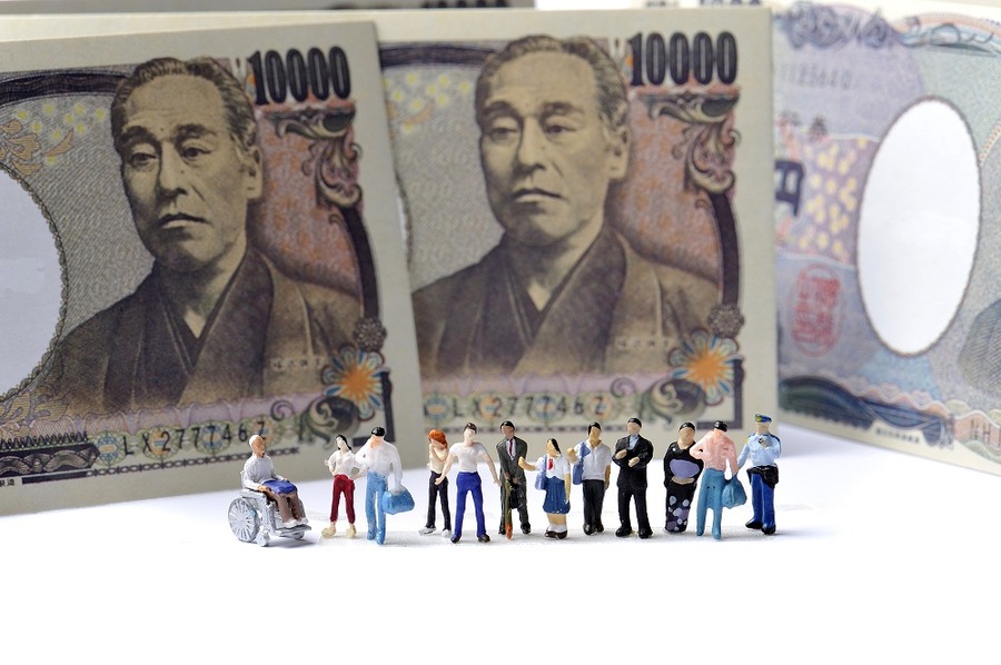 ハト派とタカ派って何？　ハト派とタカ派が日銀政策にもたらす影響