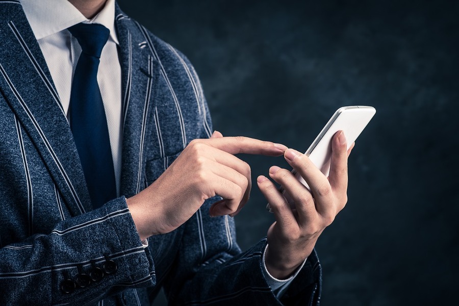 こう見えてお仕事中なの