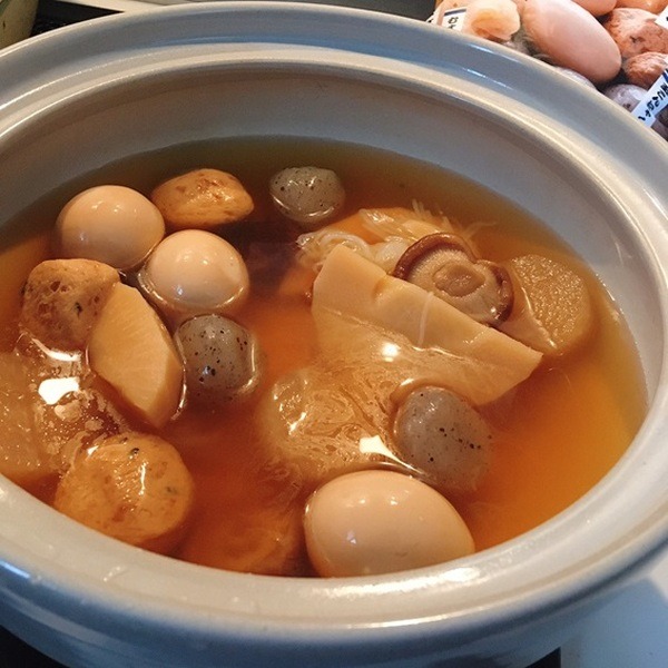 業スの大入おでんを鍋に開封
