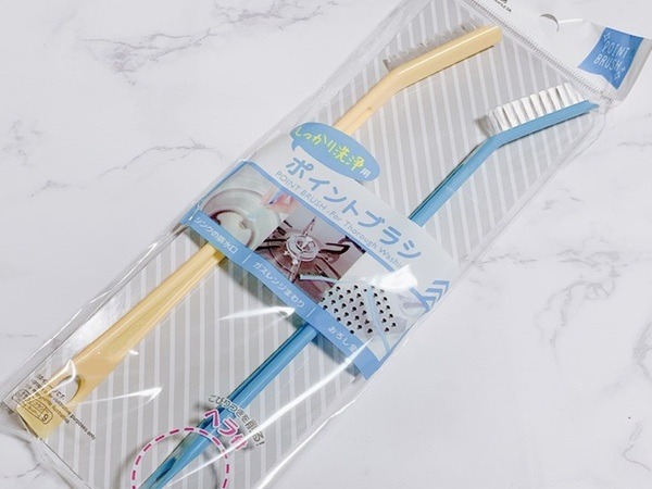 ポイントブラシでコシコシするとぴかぴかよ