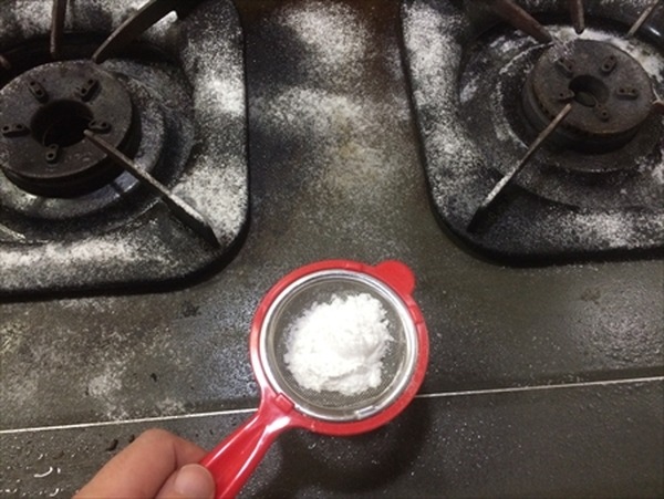 新たに掃除用具を買い足さずに家にあるもので家じゅう大掃除