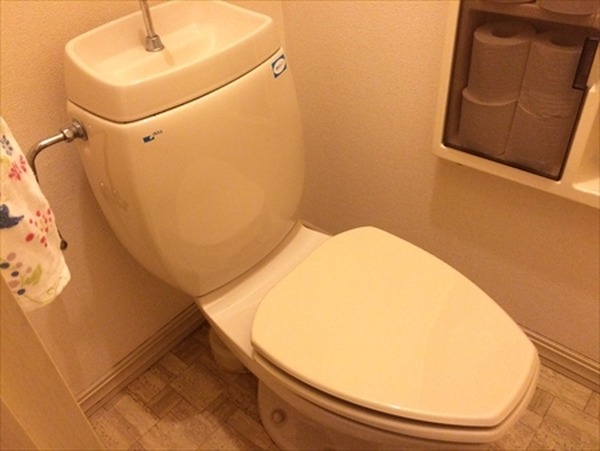 新たに掃除用具を買い足さずに家にあるもので家じゅう大掃除