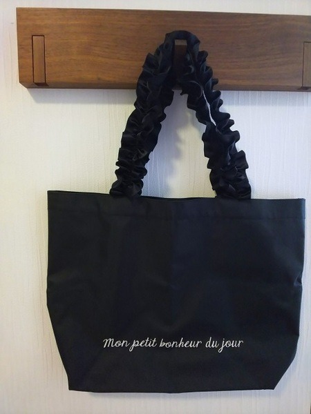 サブバッグもスリコで買える