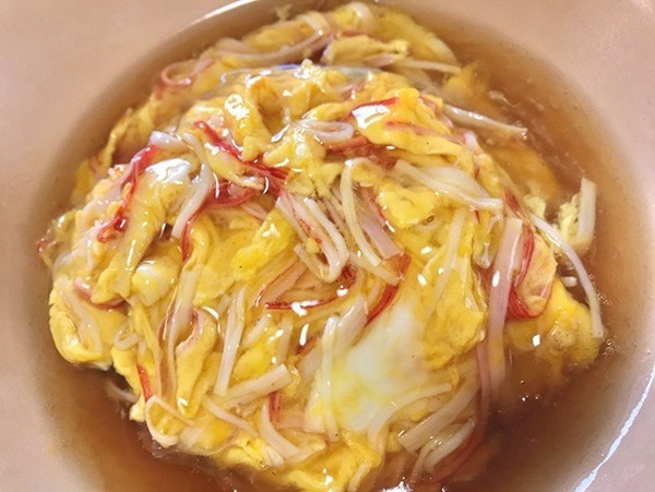 わかめご飯のカニ玉丼